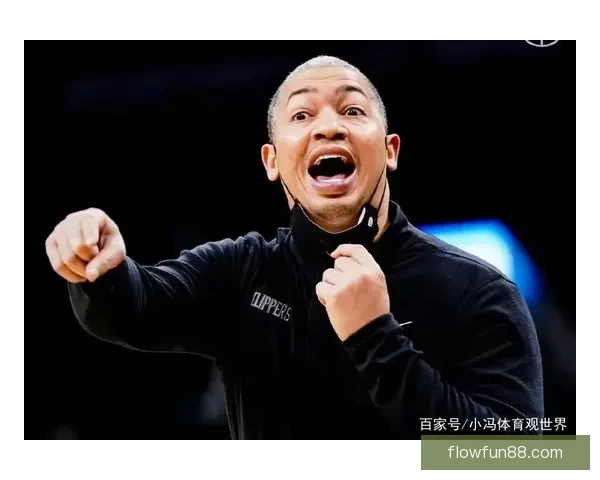 左手韧带恢复良好 浓眉获准参与轻度对抗训练 为全面复出奠定基础 左手韧带恢复良好 浓眉获准参与轻度对抗训练 为全面复出奠定基础